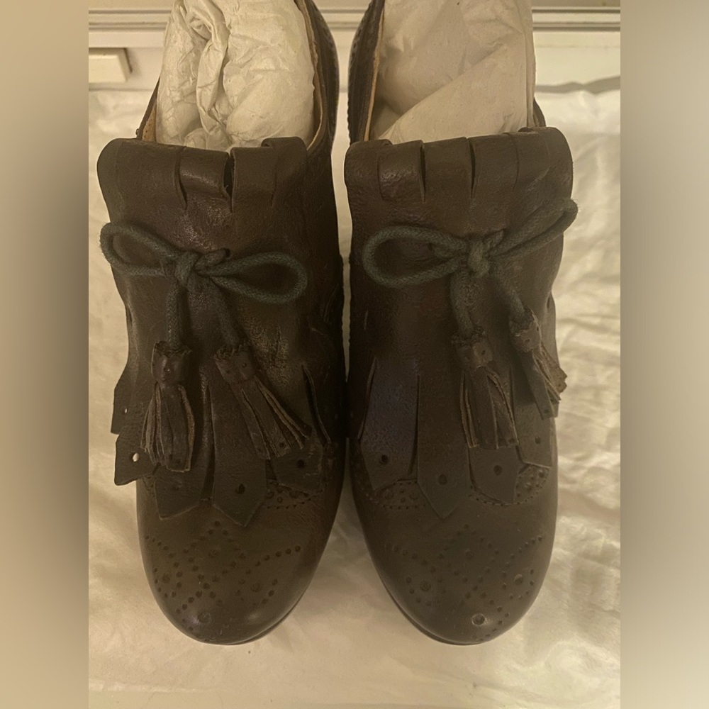 FRYE Women's Brown Platform Leather Tassel Clogs